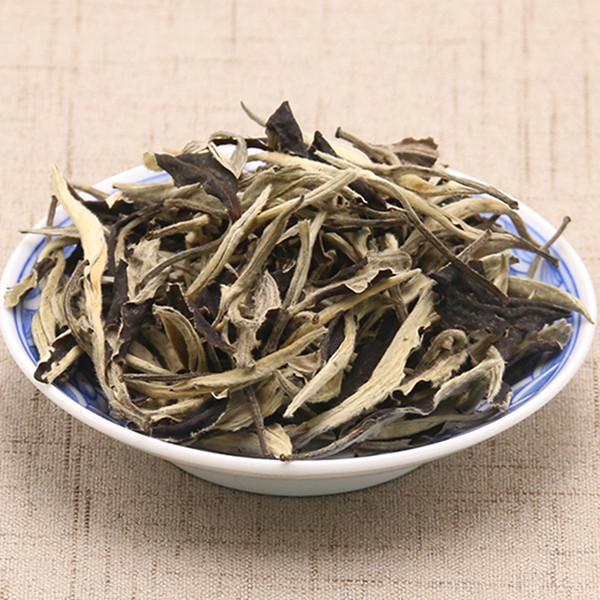 Chinese White Puer Tea Shen Anti-aging, Raw Pu Er Moonlight Beauty, Pu Erh Yunnan White Tea Lowering Blood Pressure