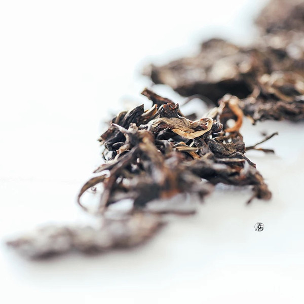 50 g old tea land of old trees in Iceland 05years