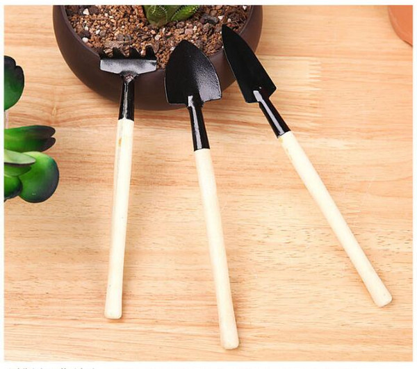 Household multi-functional gardening tools 3 pieces of shovel shovel