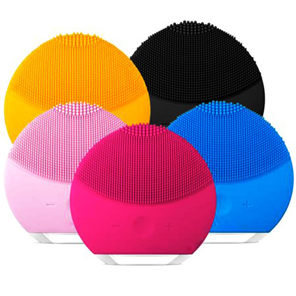 LUNA Mini 2 Facial Cleansing Brush Sonic Cleansing for Face Skin Cleaning Medical Level Silicone brush makeup