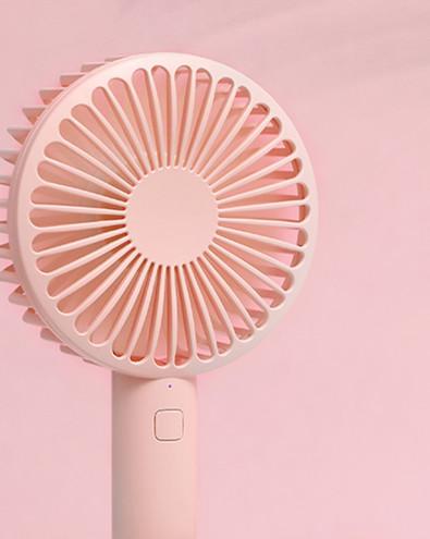 china small fan air fan electric fan holding a convenient and fast wholesale of Chinese fans