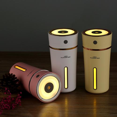 2019 New Portable 300ML Cup Air Humidifier with 500mAh Battery inside Led Humidifiers Allow you take it Anywhere to Enjoy the Fresh Air