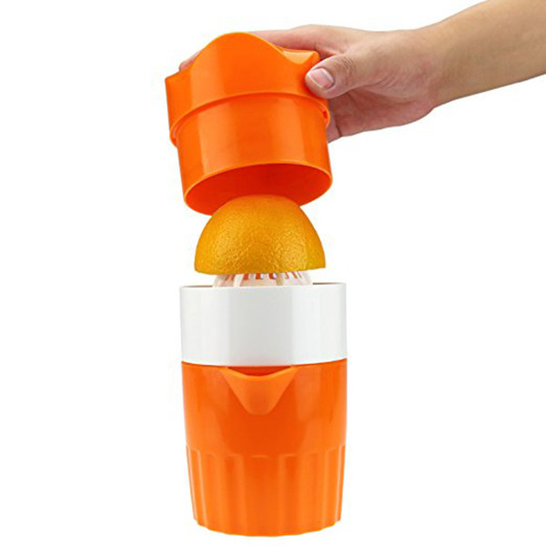 Orange Juicer Hand Manual Natural Straw Material Lemon Juice Press Squeezer Fruits Squeezer Citrus Juicer Fruit Reamers