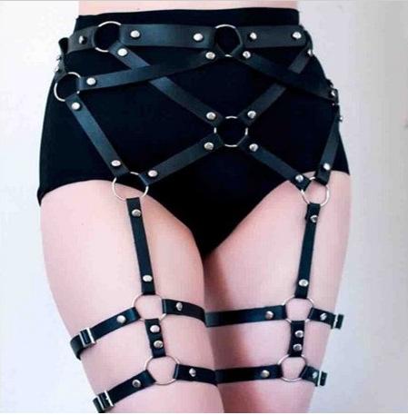 Gothic Suspenders Sexy Sword Belt Leather Harness For Women Harnesses Garters For Stockings Holographic Fetish Fashion