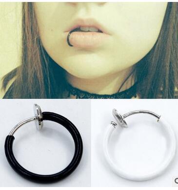 fake lip ring piercing jelwery fake earrings Minimalist small single circle Earrings Korean fashion single non pierced ear clip nose ring