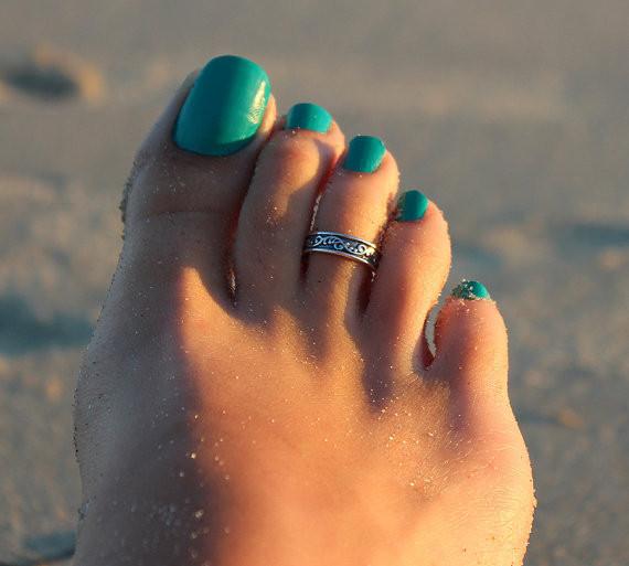 Women Charming Fashion Sexy Lady Elegant Opening Adjustable Antique Silver Metal Toe Ring Foot Beach Jewelry