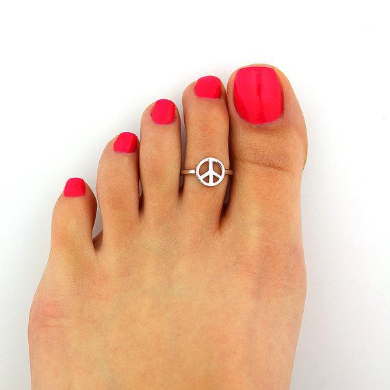 New Fashion Women Toe Rings Simple Love Peace Symbol Midi Finger Ring Unique Gold Silve Knuckle Rings Foot Jewelry Summer Beach Accessories