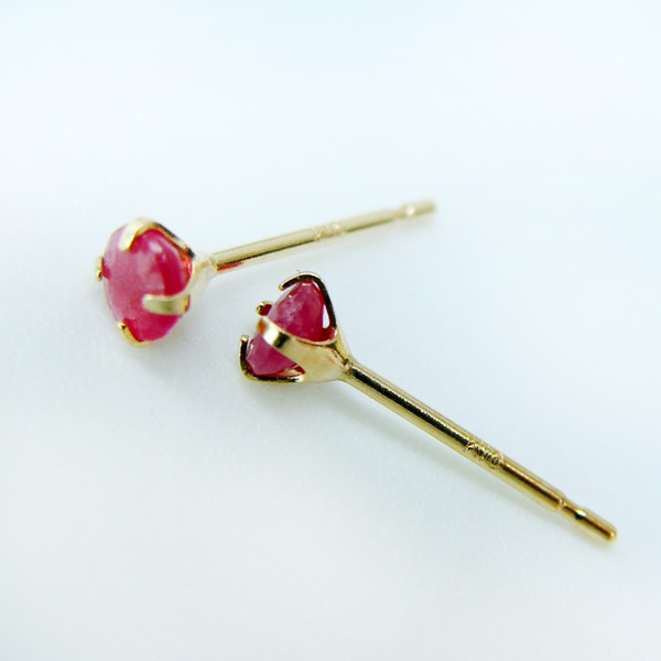 18k solid gold natural ruby nose pin women 3mm size gold or white 1PCS red gemstone jewelry Cost-effective