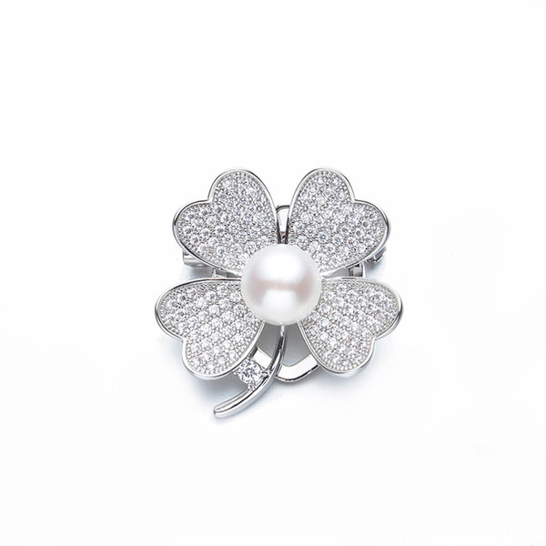 Simple Atmosphere High-grade brooch Korea Color Scrub Natural Pearl Butterfly Corsage Creative Aristocratic Accessories Female