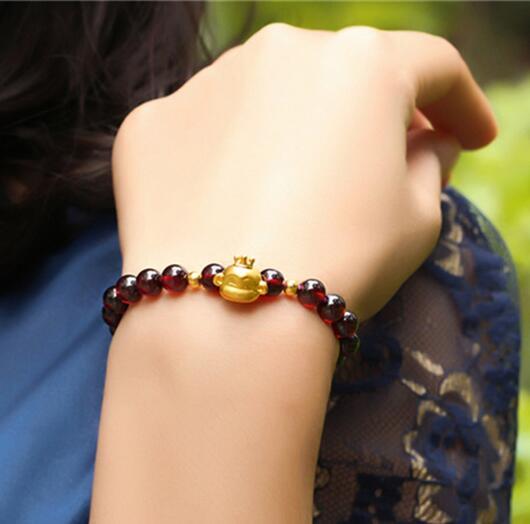 (wholesale/retail) [gold-plated] natural garnet bracelet gold transfer bead road bracelet crystal jewelry