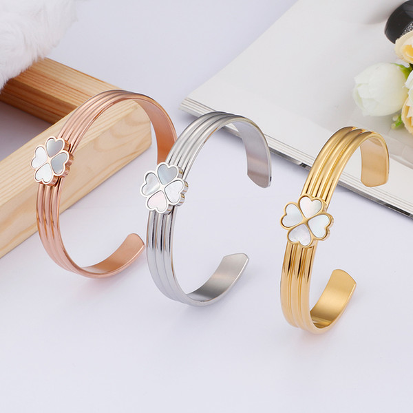 Wholesale 57mm Inner Love Heart Bangle For Women Lady Female 4 Color Stainless Steel Pearl Heart Charms