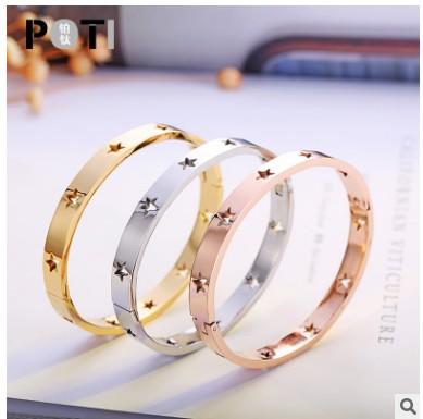 The U.S. version of hollow titanium bracelet rose gold star gold bracelet jewelry will not fade in the furnace hot wholesale