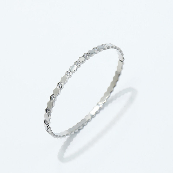 Fashions Wavy Edge Bangles Women Luxury Hip-hop Diamond Bracelet Ladies Rhinestone Bracelets Fine Jewelry Party Gifts