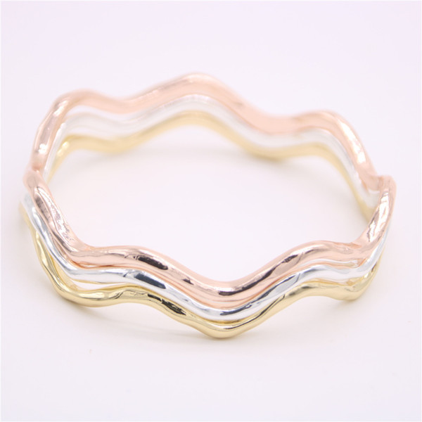 Fashion waves of the bangles Very nice curves Bangles Lovely lady corrugated metal bangles for women gift Drop shipping