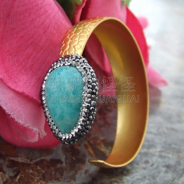 B041526 Green Stone 24 K Golden Plated Bangle Bracelet