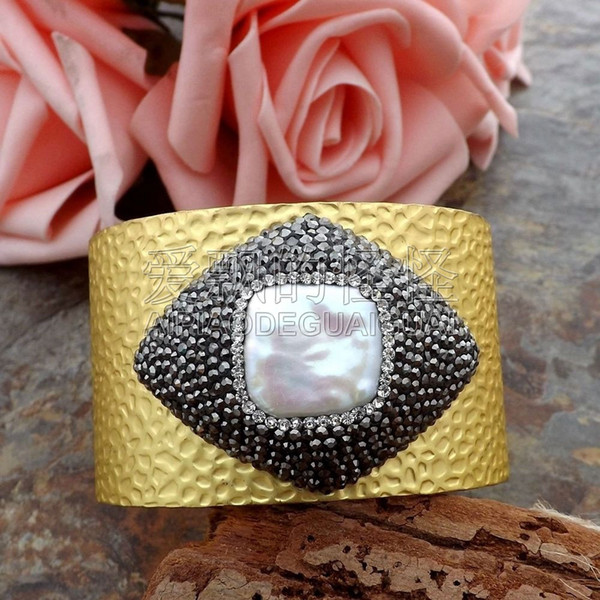 B062611 8'' White Rectangle Keshi Pearl Bangle Bracelet