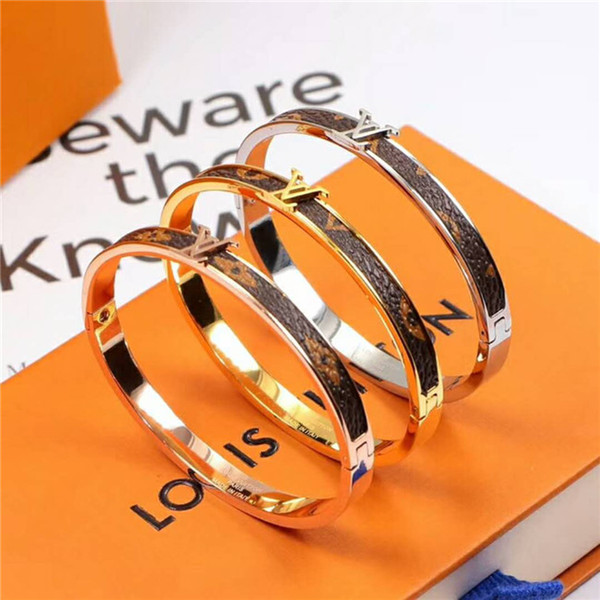 Luxury star narrow leather classic European and American fashion new titanium steel bracelet lovers ornaments