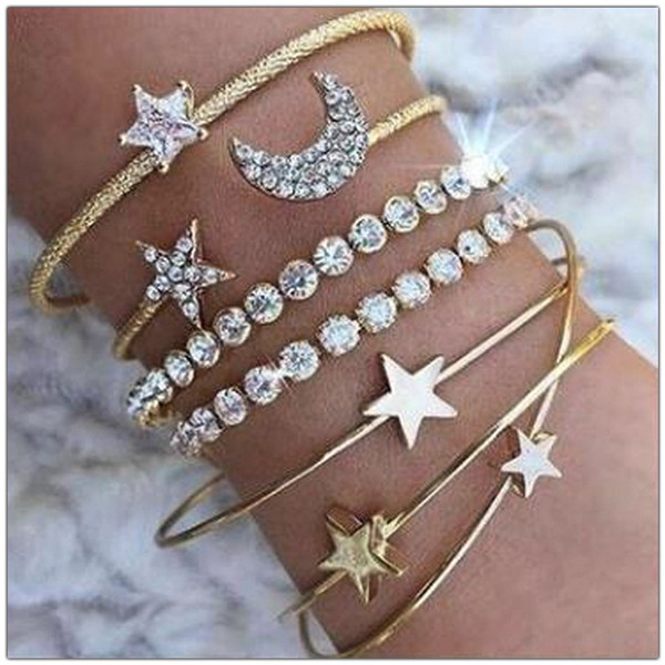 global free shipping beautiful popular metal alloy bracelet jewelry star heart and moon 4pcs in 1 set