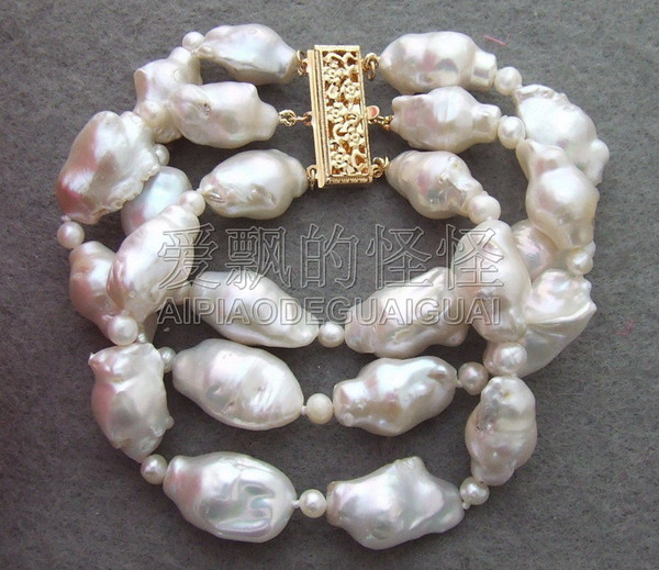 B130522 WOW!!! 20mm Bead-Nucleated Pearl Bracelet