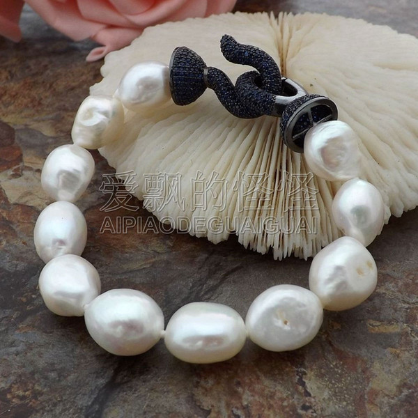 B060111 8'' White Baroque Pearl Bracelet CZ Clasp