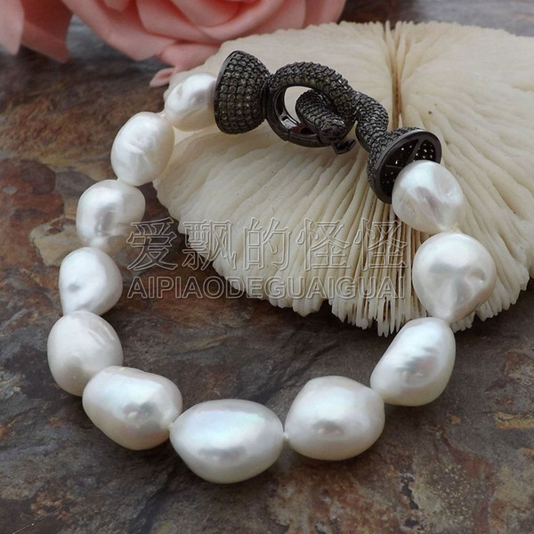 B060113 8'' White Baroque Pearl Bracelet CZ Clasp