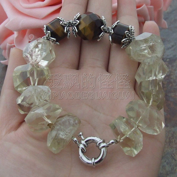 B011828 8'' Faceted Lemon Crystal Tiger Eye Bracelet