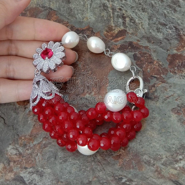 B010625 6 Strands 8'' White Baroque Pearl Red Stone Bracelet