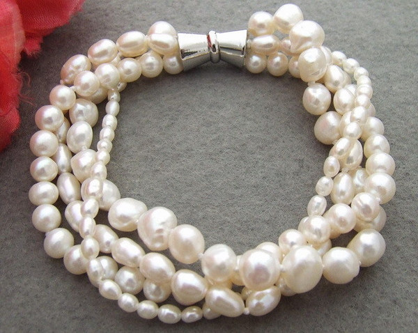 WOW! 4Strands Natural White Pearl Bracelet