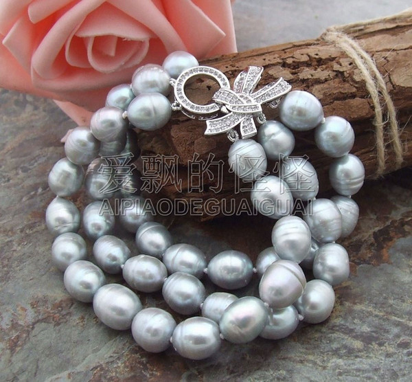 B031605 8'' 3 Strands Grey Rice Pearl Bracelet