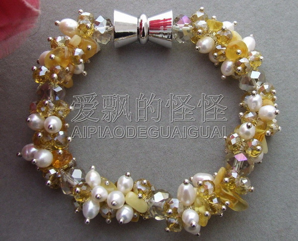 B011306 Natural Pearl&Crystal Bracelet