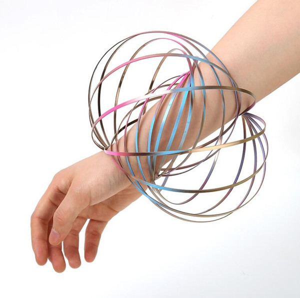 Creative Pressure Relief Magic Hand Ring Bangle Magic Prop Fluid Bracelet Design The Deformation Stainless Steel Bangle Stress Relief Toys.