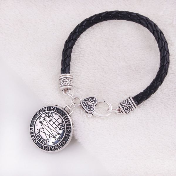 Ethnic Handcraft Ghost Hunters Pewter Talisman Bracelet For Favor Of Spirits Metal Pendant Attract Good Spirit Bracelet