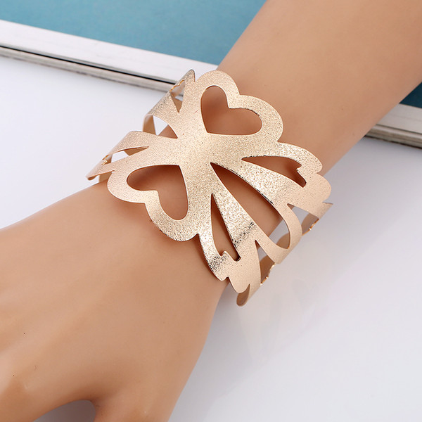 Hollow Out Carved Punk Rock Cuff Bangle 2017 Frosted Wide Bracelet Chic Women Femme Heart Statement Wristband Wholesale