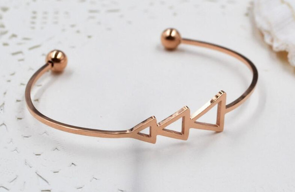 European and American models 18K gold triangle fashion wild couple bracelet titanium steel rose gold female bracelet jewelry