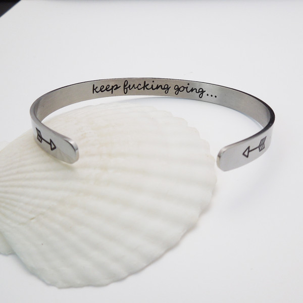 50pcs/lot Quotes Keep Going Bracelet Stainless Steel Cuff Bangle for Her and Him Inspirational Jewelry Graduation Gift