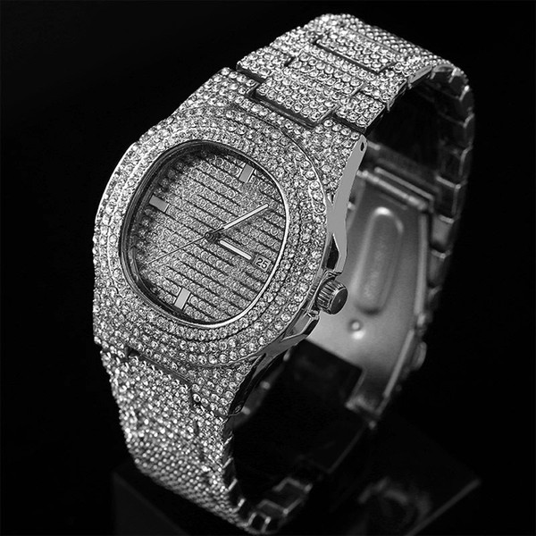 Men's Diamond Meter Fashion High-grade Steel Band Watch with Calendar Function Fashion Bracelet Accessories