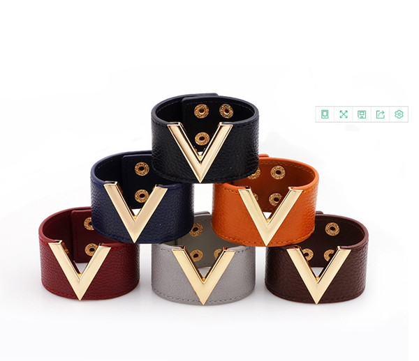 2018 new fashion trend ladies wide leather bracelet, a variety of matching V bracelet, attractive women the most beautiful partner