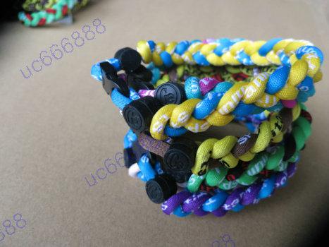 Wholesale - .Wholesale - baseball 3 ropes tornado sports titanium braided bracelet