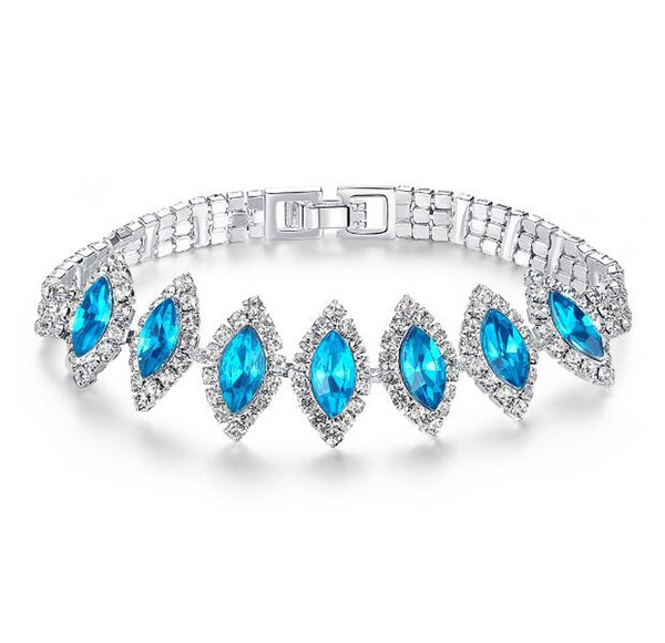 Exquisite fashion women's exquisite blue crystal bracelet Gift decorating ladies trinkets generous beautiful girl birthday gift