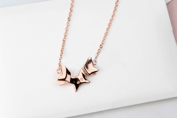 LILIA romantic butterfly modeling necklace female clavicle chain jewelry with counter full package and exclusive counter scan code