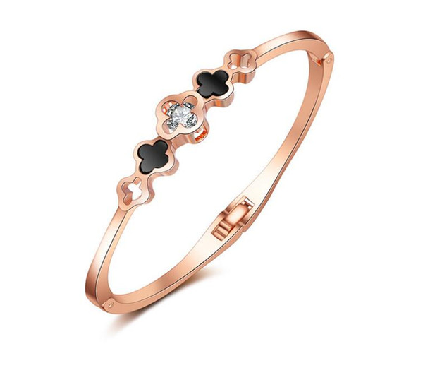 Classic Design Love Four-leaf Clover Bangle &Bracelet Enamel Inlaid Rhinestone Cuff Bangle Jewelry Bijoux Women Fashion Accessories Gift