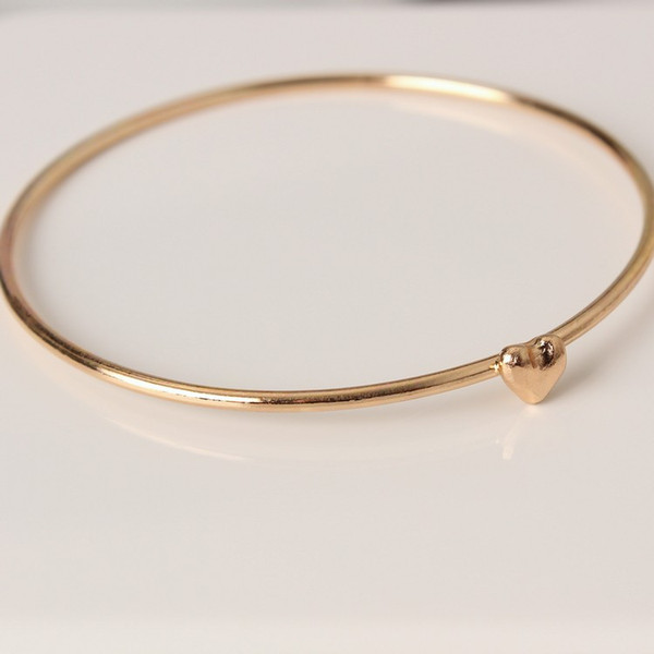 Wholesale Simple style Fashion Women's Gold Heart Charm Chain Bangle Bracelet Cuff Elegant Jewelry for wife girlfriend birthday Gift