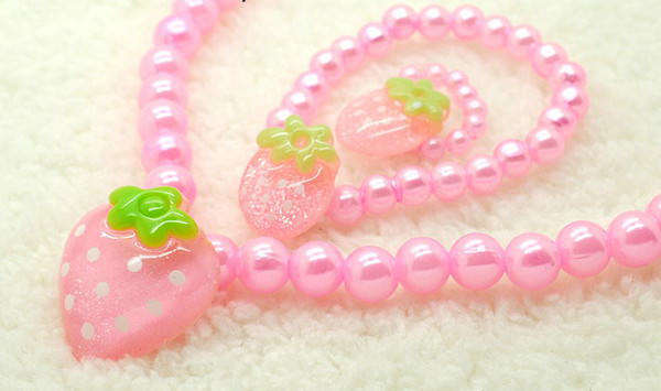 Strawberry CHILDREN JEWELRY SET GIRL BEADS NECKLACE BRACELET ring jewelry SET New Baby Kids Christmas Gifts