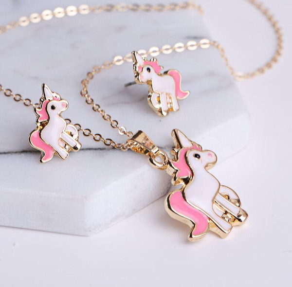 2018 Cute Colorful Rainbow Unicorn Pendant Necklace earrings set Horses Pendant Necklaces Fine Jewelry Chirstmas Gift N-2