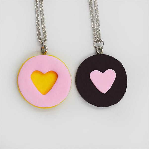 2PCS/Set Heart linked Heart Pendant Necklaces Kids Best Friends Lover 3D Imitation Cookie Necklace For Children Jewelry