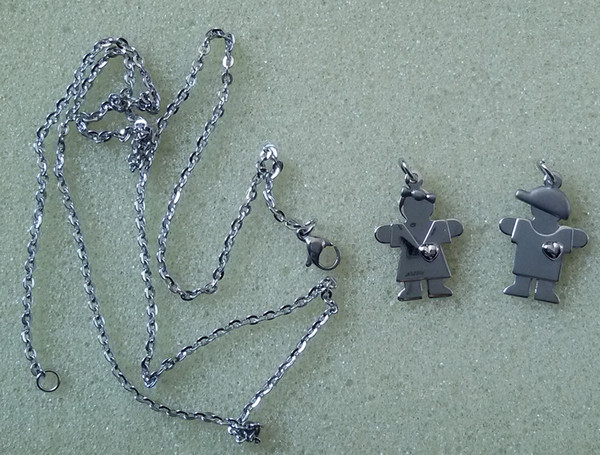 New Arrival 316L Stainless Steel Small Little Boy and Girl Medal Pendant (2pcs set),Free 20