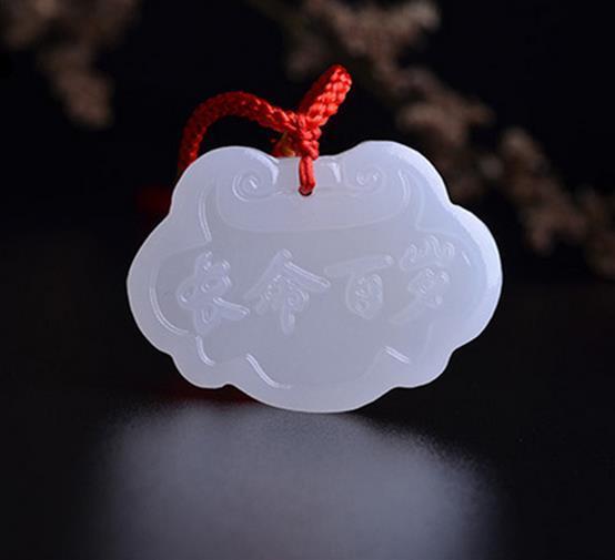 The independent design of 2017 natural products Afghanistan white jade lock longevity lock pendant pendant lucky baby