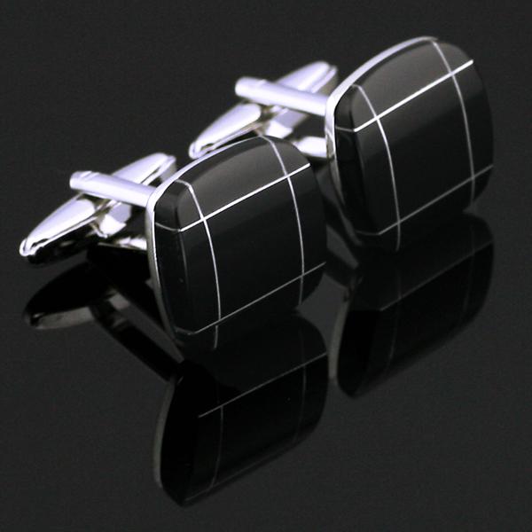 2016 Fashion Black Silver Plated Cufflinks For Men Classic Square Men's Cufflinks Popular Apparel Formal Suits Cuff Links For Wedding X-302