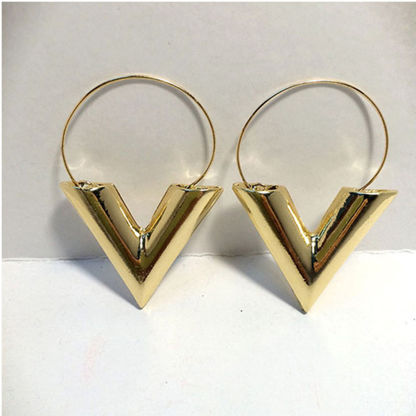 V-Shaped Earrings Gold Letter Earrings Delicate Polishing Ladies Earring Fashionable Cute Geometric Charm Earrings Jewelry Gift