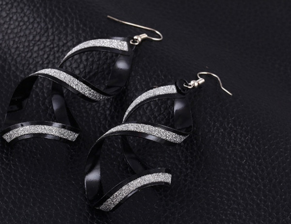 2019Korean Fashion Earrings Wholesale of Euro-American Rock Night Club Exaggerated Frosted Cross Earrings Earrings Jewelry nice